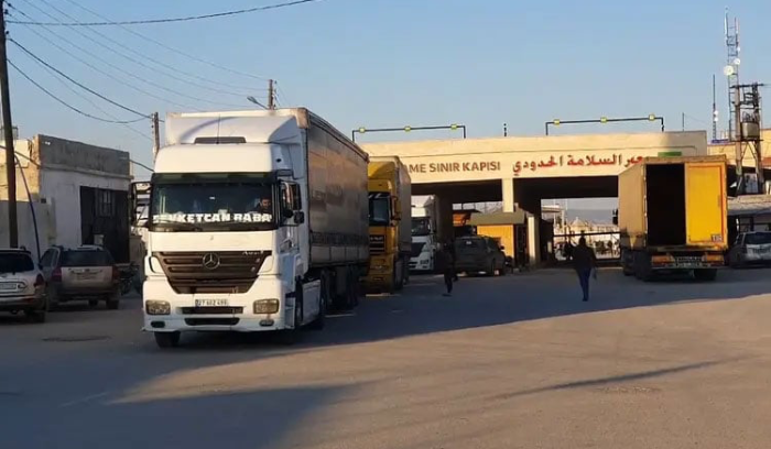 أولى قوافل المساعدات الأممية تدخل ⁧‫سوريا‬⁩ عبر معبر باب السلامة