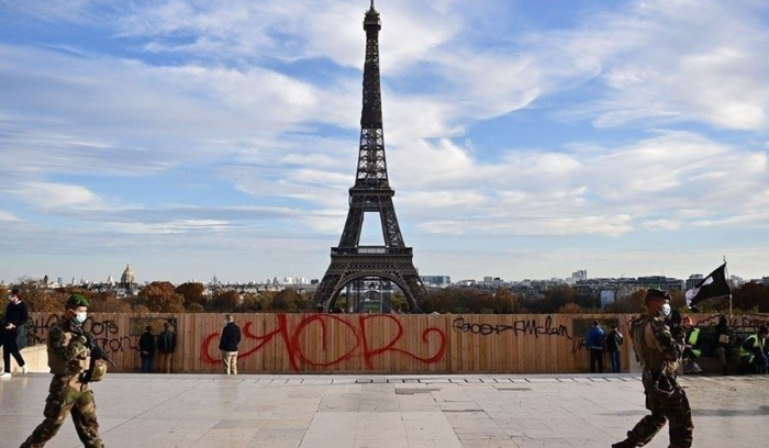 “لقاء باريس” لوقف الانزلاق نحو التفكُّك