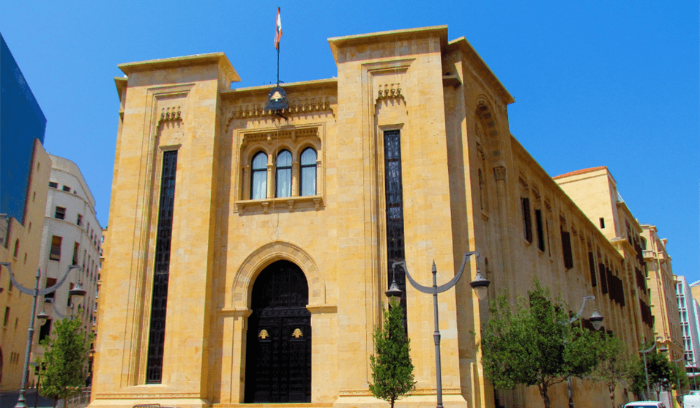 نواب يعلنون مقاطعة الجلسة التشريعية!