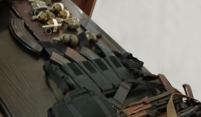 إشكال عائشة بكار تابع: توقيف شخصين وهذا ما ضُبط بحوزتهما!