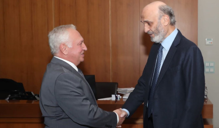 التطورات في لبنان بين ⁧‫جعجع‬⁩ و ⁧‫السفير الأرمني‬⁩
