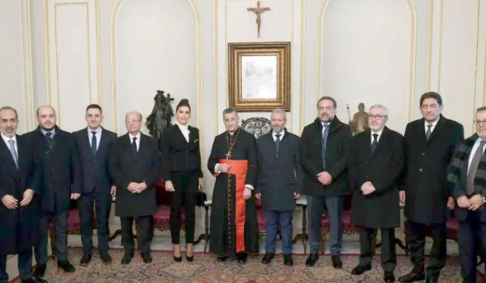 الراعي يبحث دعوة النواب المسيحيين إلى اجتماع للاتفاق على رئيس للبنان<br />
اتجاه للتشاور مع بري للتأكد من فاعلية أي خطوة مماثلة