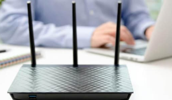 بعد الزلزال... هل يتأثّر الإنترنت في لبنان؟