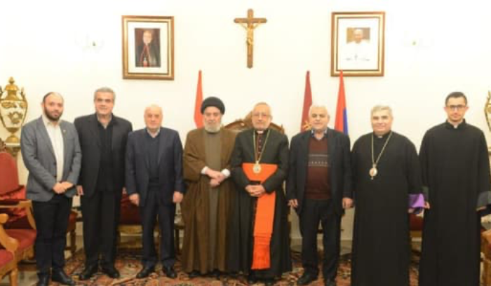 وفد من حزب الله زار البطريرك ميناسيان