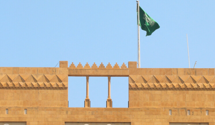 7 مليارات مساعدات سعودية للبنان إذا...