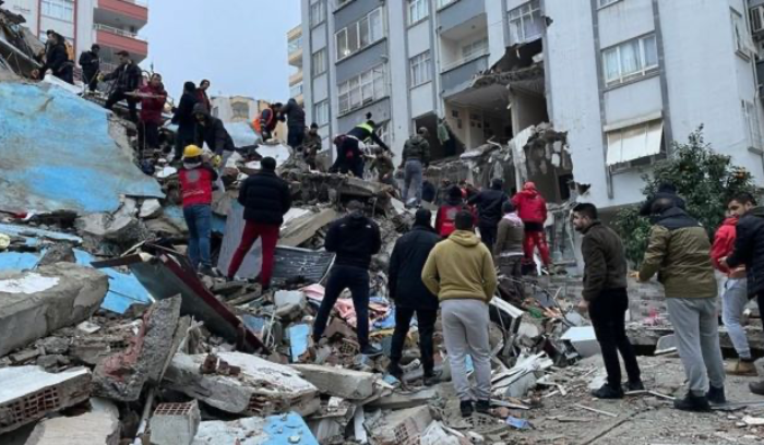 لبنان إلى تركيا للمساعدة