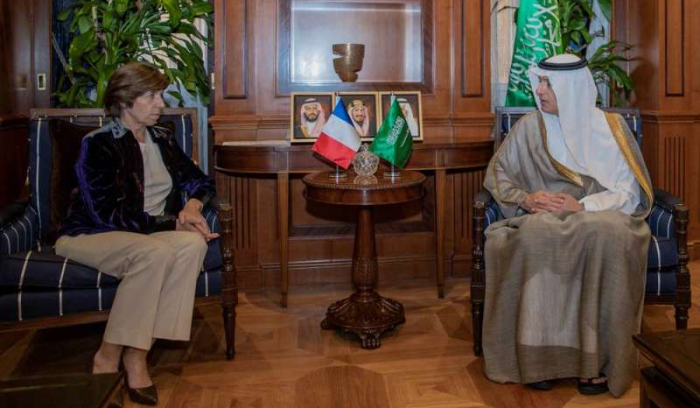 سيتفادى تبنّي مرشح رئاسي «بالاسم» ويحدّد «الإطار السياسي» الرباعي الضلع لاستعادة الثقة<br />
لقاء باريس الخماسي حول الأزمة اللبنانية غداً: أقلّ من ورقة حلّ نهائية وأكثر من تجديد الدعم الإنساني