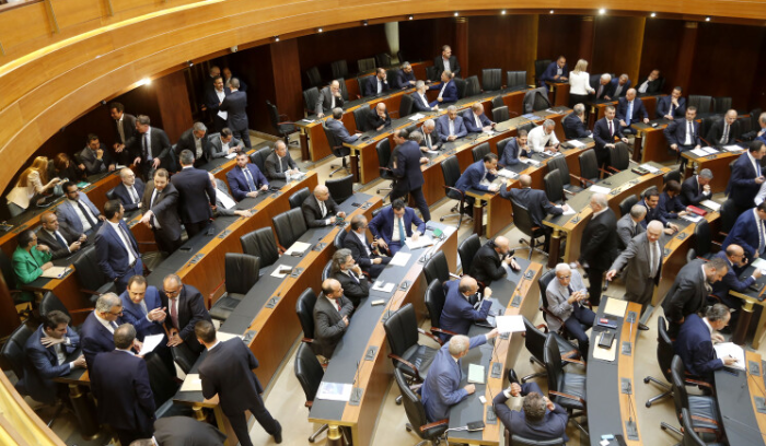 النقاش مستمر حول الجلسات التشريعية للبرلمان قبل انتخاب الرئيس