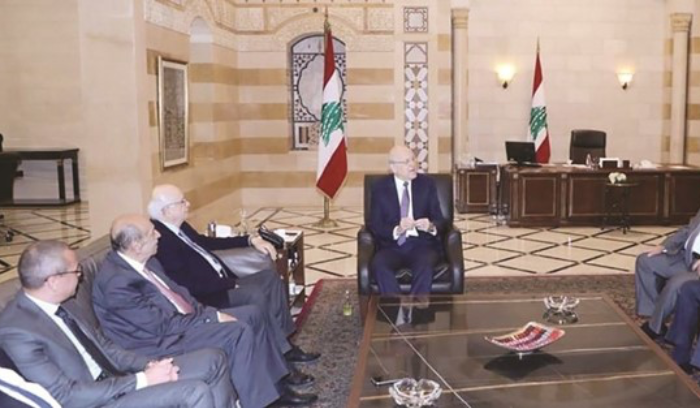 ردود فعل على باسيل.. و«الحزب» يقف على خاطره مقنعاً ميقاتي بتأجيل جلسة الحكومة<br />
«نافذة» أمل بعد الاتفاقية النفطية تضيقها المهاترات ومخاوف من فوضى أمنية بموازاة الإضرابات المقبلة