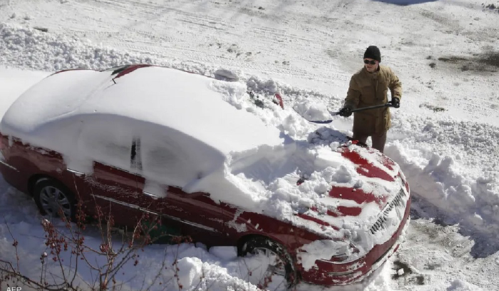 الثلوج تقطع الطرقات الجبليّة