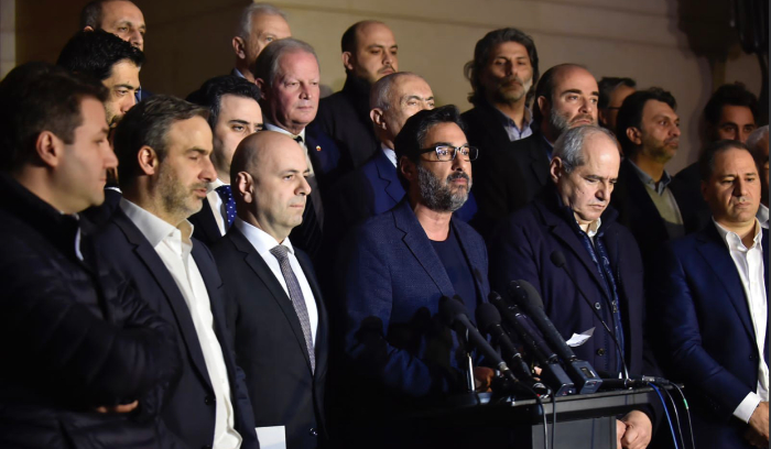 المعارضة “موحدة” في مواجهة الانقلاب والتعطيل؟