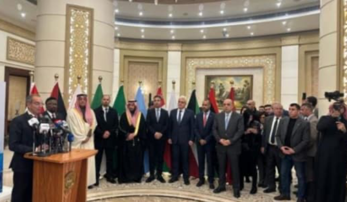 القرم شارك في اجتماع مجلس الوزراء العرب للاتصالات في مصر