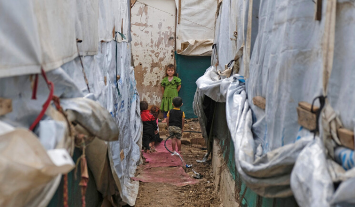 وقائع حوار لبناني - أوروبـــي: إذا عطسنا تصابون بالزكام!