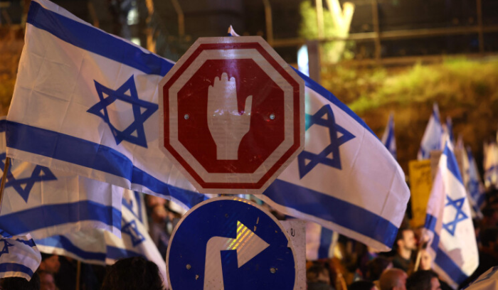 سباق الوقت بين الانفجار والتسوية