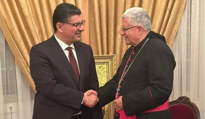 بهاء الحريري وجدليّة العمل السياسي: يحق أو لا يحق له؟