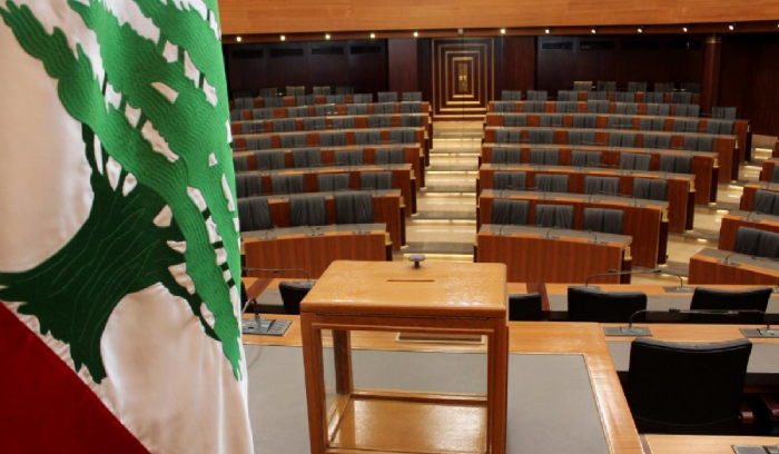 نوّاب ناموا في البرلمان: لا يمكن الاستمرار بهذا النهج!