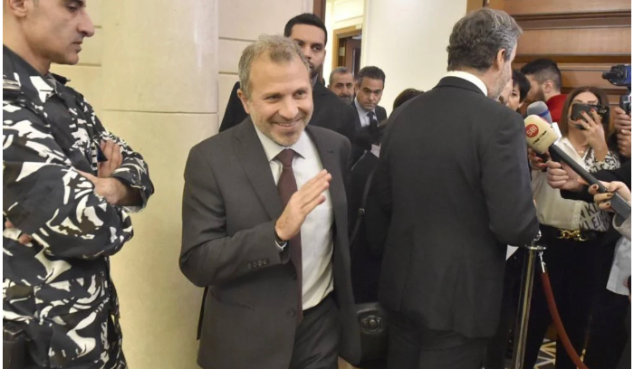 باسيل في علبة مقفلة... و