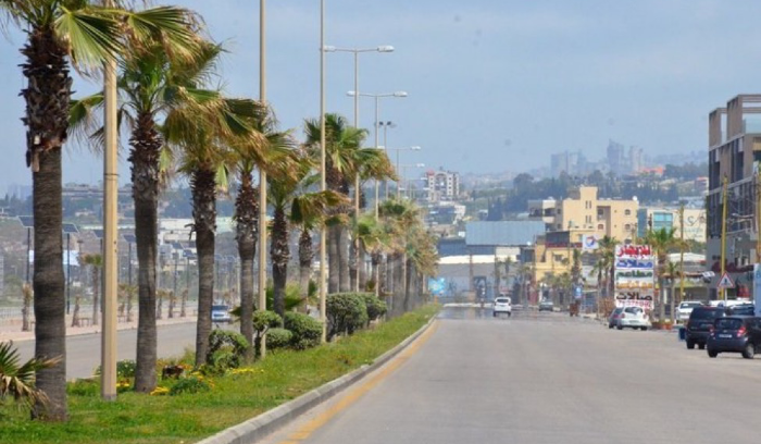 يروّج المخدرات على عربة خضار!