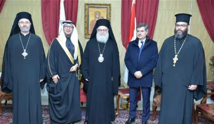 الأوضاع السياسية في لبنان بين بخاري والبطريرك يازجي