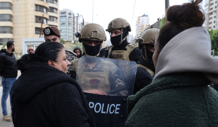 ارتياب المعارضة في دور التيار وأداء الجيش