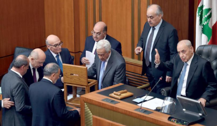 الأحزاب المسيحية تتخبط في مقاربة أزمة الرئاسة بلبنان<br />
توقع جلسة جديدة لانتخاب الرئيس الخميس المقبل