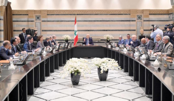 عقد جلسة قريبة للحكومة اللبنانية مرتبط بـ«الأمور الملحة»<br />
التيار» يستبق القرار بحملة ضد ميقاتي