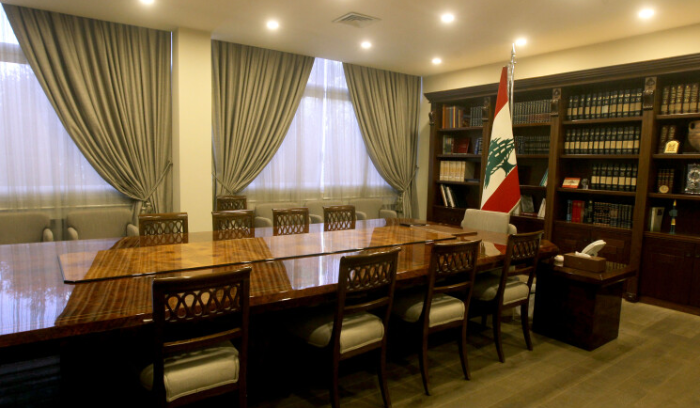 الدخان الأبيض في حالتين