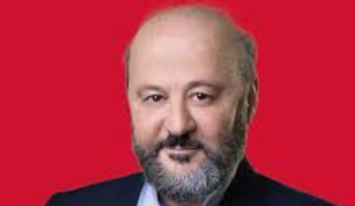 الرياشي: ثلاث 