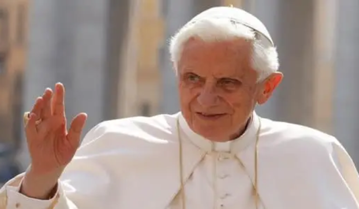 الفاتيكان: البابا بنديكت في حالة مُستقرة