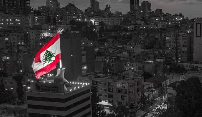 أحداث ٢٠٢٢: إيجابياتها وسلبياتها على اللبنانيين