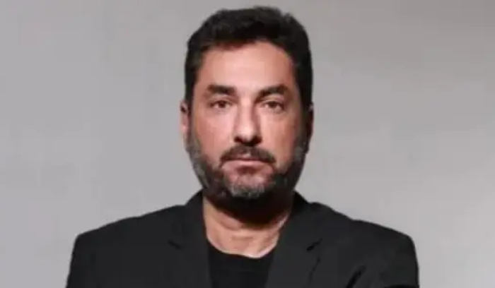 صادق: اخترعوا أعرافاً تُكرّس طائفية غير موجودة في دستورنا