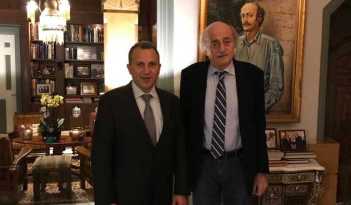 ما الذي جمع جنبلاط وباسيل؟