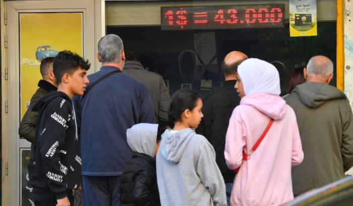 “دولار الفراغ” يشعل آخر مواجهات السنة