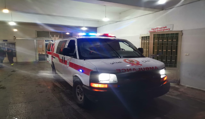 إنقاذ امرأة سقطت بمجرى مياه في صور