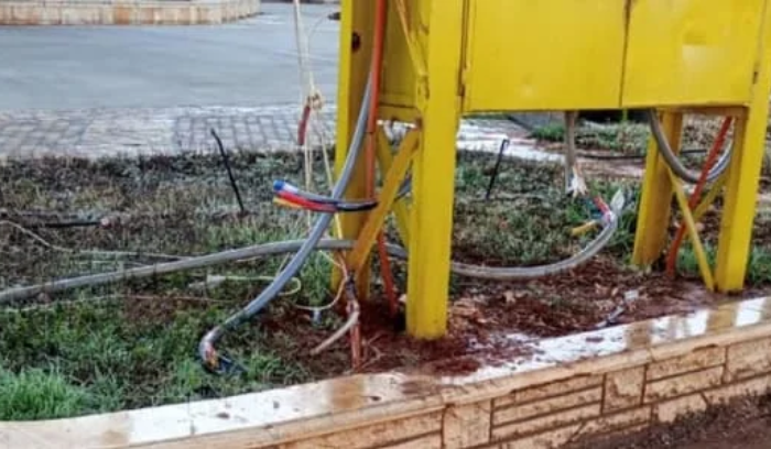 إحباط عملية سرقة أسلاك كهربائية