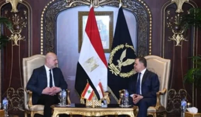 مولوي من مصر: تصميم لبناني لإعادة بناء البلد