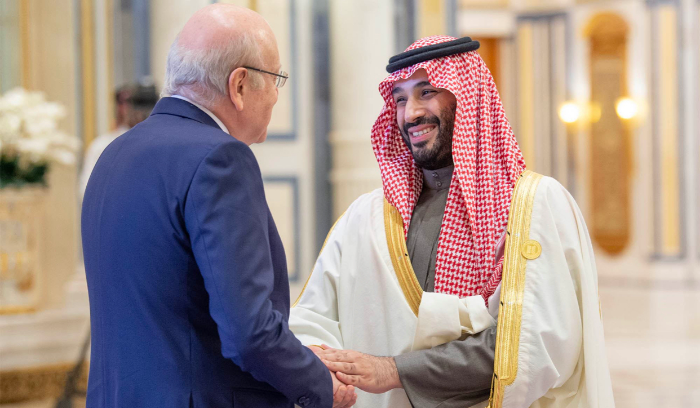 الحوار الرئاسي يختبر التناقضات.. وبري يريــده منتجا ً.. تأكيد خليجي على دعم لبنان