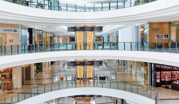 حريق يُقفل “Le Mall” – ضبيه!
