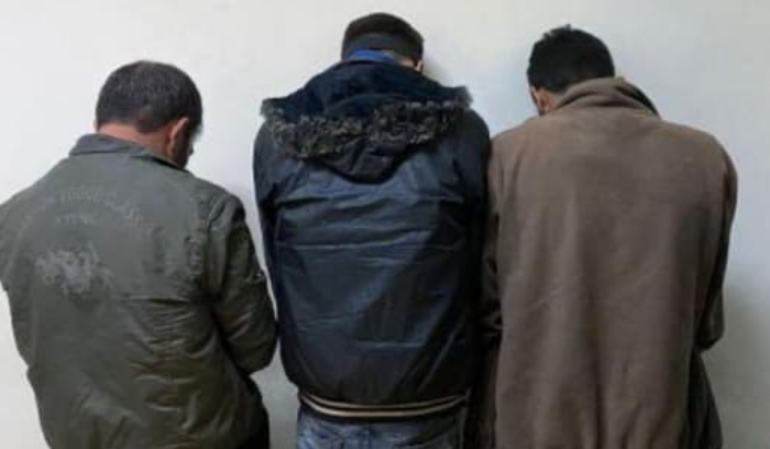 عصابة تمتهن سرقة الكابلات والأسلاك الكهربائية