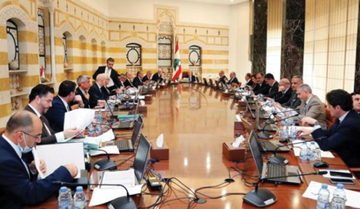ميقاتي يصر على دعوة حكومته للانعقاد رغم خطر «المقاطعة الميثاقية»<br />
«التيار» و«القوات» يعارضانها... والراعي يدعوه إلى «تصويب الأمور»