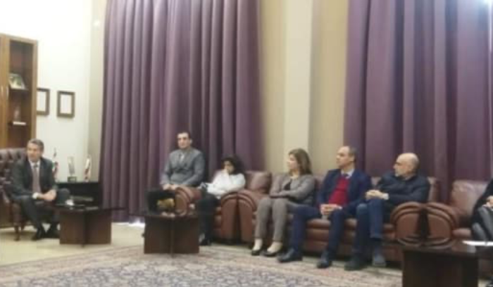 محافظ البقاع: للالتزام بالدوام والحرص على إنجاز معاملات المواطنين
