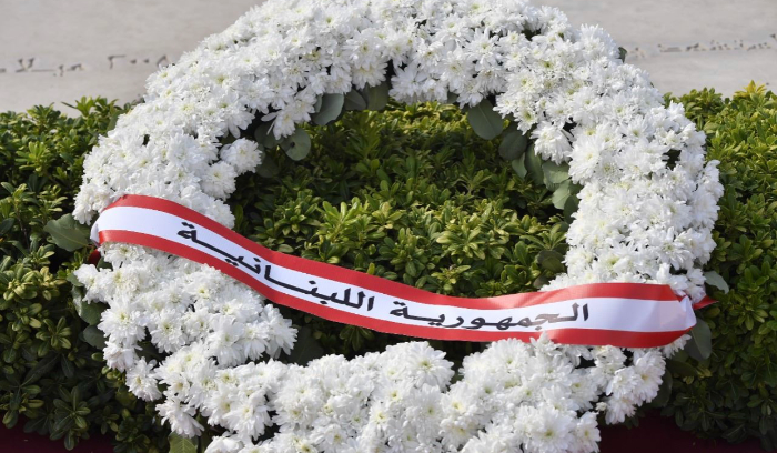 الخارج يبحث عن 