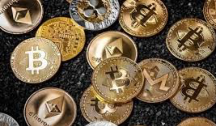 نصف مليون دولار طارت في التجارة الرقمية... والفاعل طالب ثانوي!