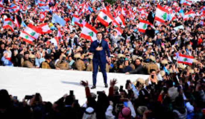 غداً انسحاب كامل للإحتلال من الجنوب أم بقاء في النقاط الخمس؟<br />
لبنان يتجاوز قطوع المطار.. ومعالجة الطيران الإيراني بين الجهات الرسمية في بيروت وطهران