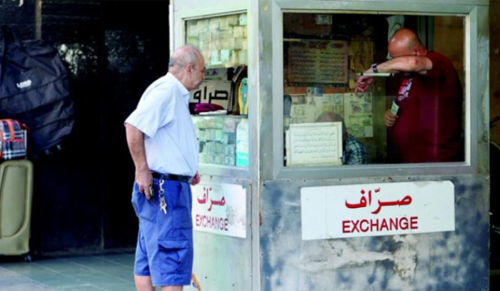 سياسيون وتجار ومصرفيون استفادوا من الانهيار المالي في لبنان