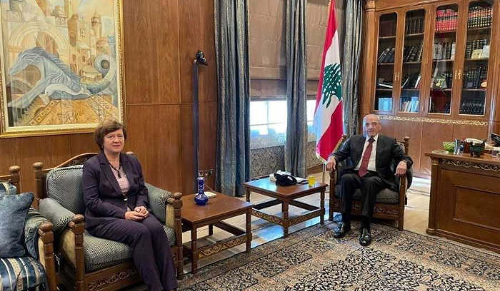 فرونتسكا تزور بري: للبناء على التطورات الإيجابية
