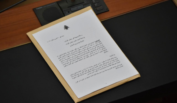 المجلس “يثبّت” الحكومة… ويراوح في الفراغ