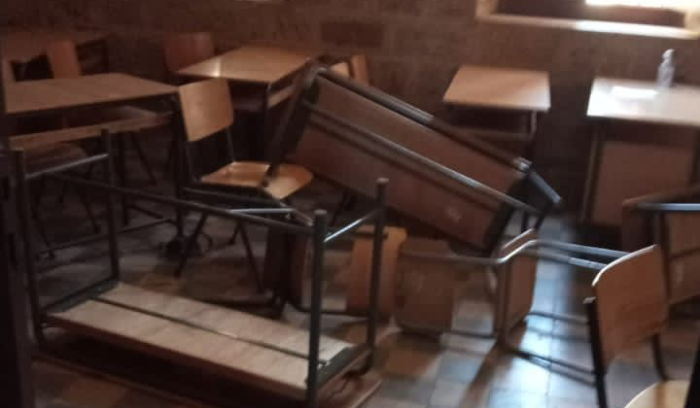 بالصور: إلقاء قنبلة مولوتوف داخل مدرسة!