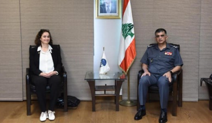 عثمان بحث مع هاونشتاين في التعاون إنمائياً
