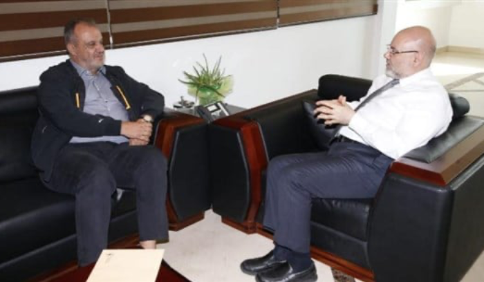 وزيرا الصحة والصناعة بحثا في الحدّ من انتشار الكوليرا